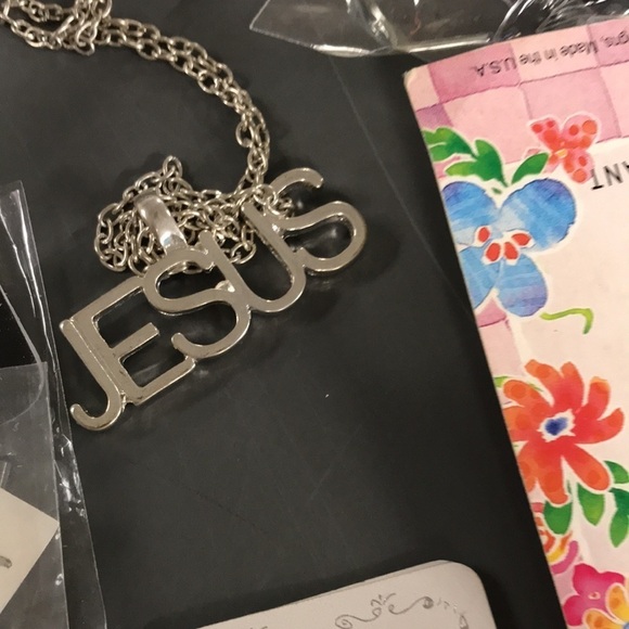 Lot of costume jewelry - Picture 12 of 13